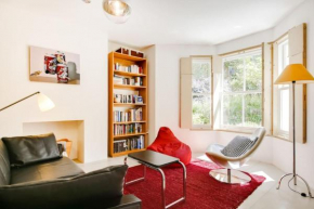 Stylish bright apartment w private garden